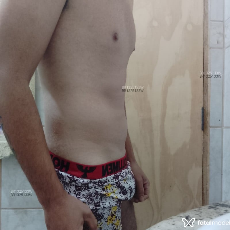 Acompanhante Gatinho - Feed