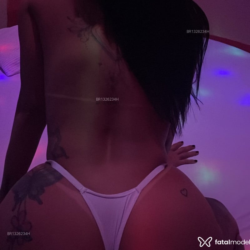 Acompanhante Bella - Feed