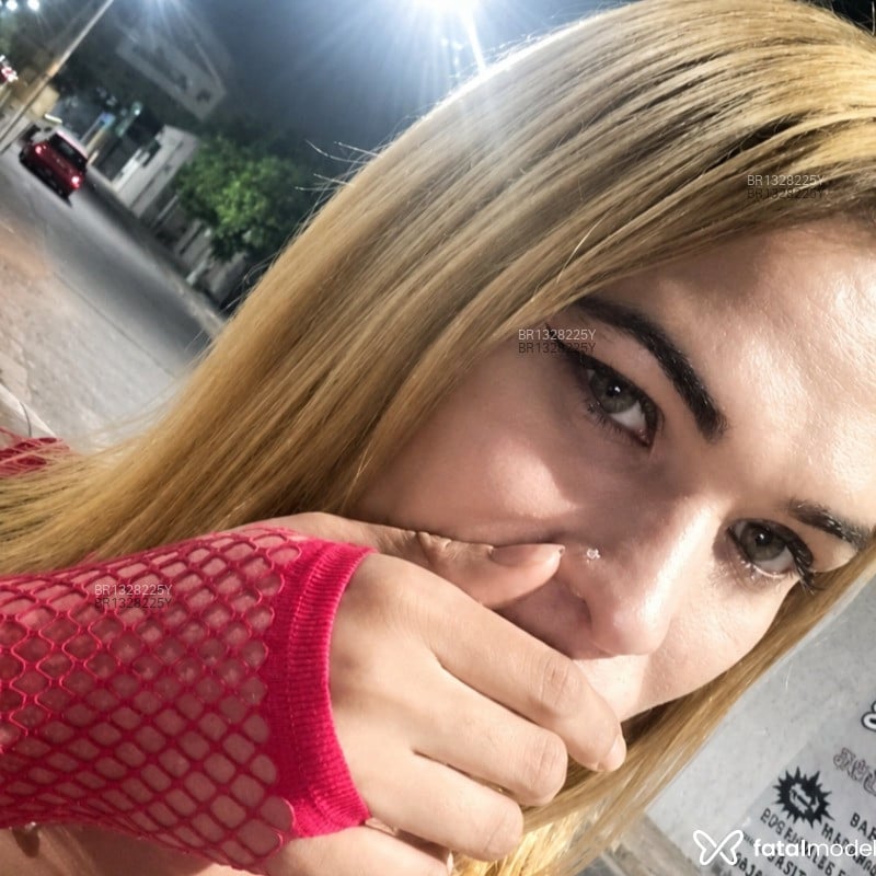 Acompanhante Maria - Feed