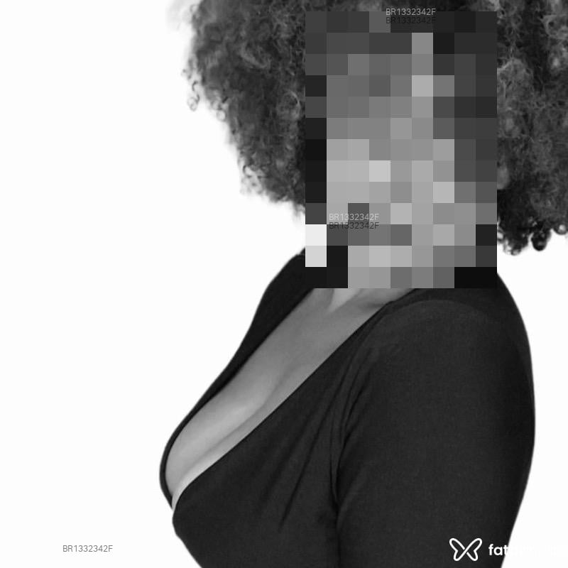 Acompanhante Maria - Feed