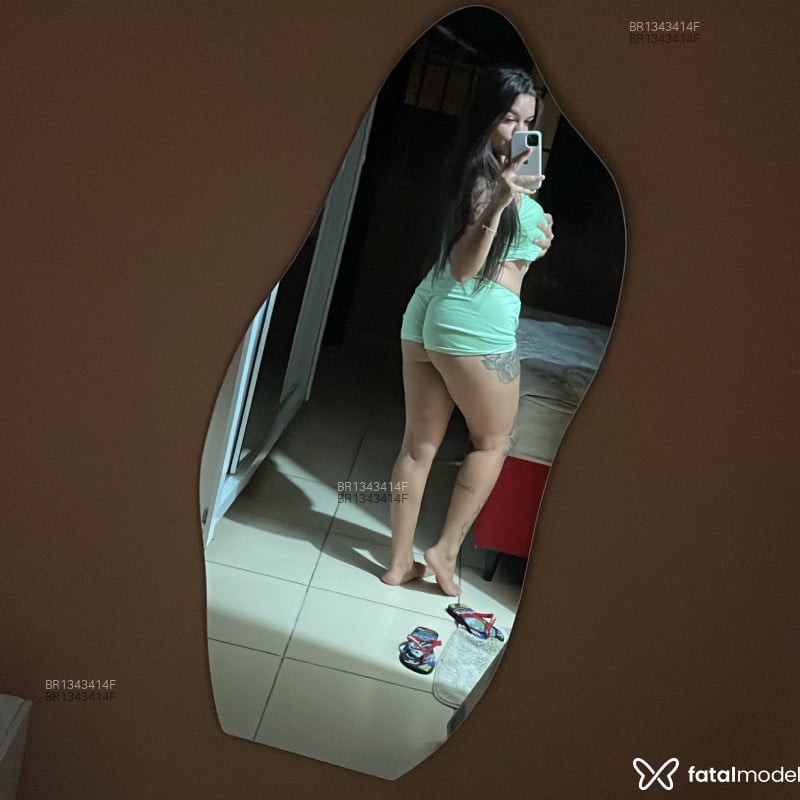 Acompanhante Larissa - Feed