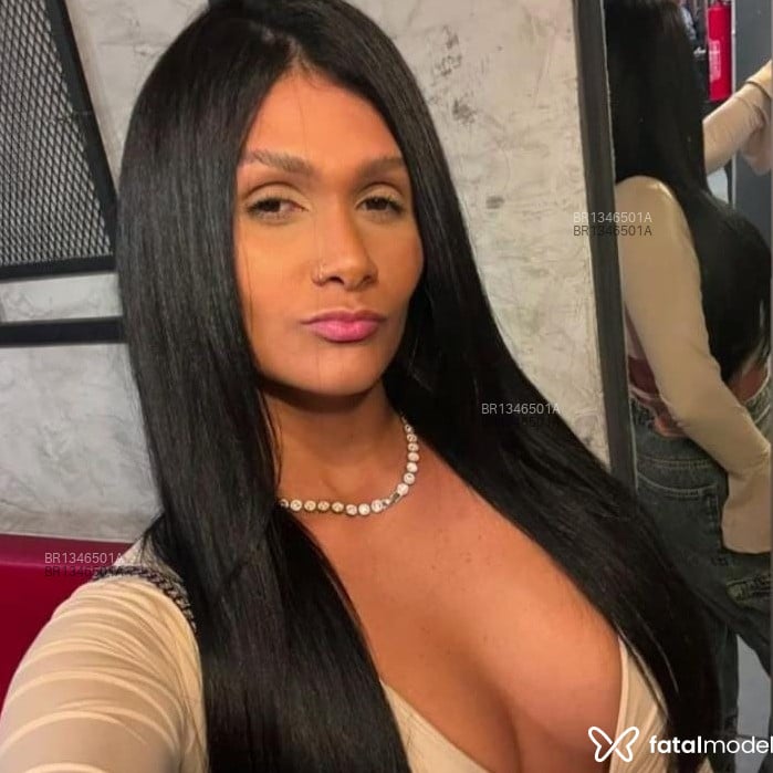 Acompanhante Morena - Feed