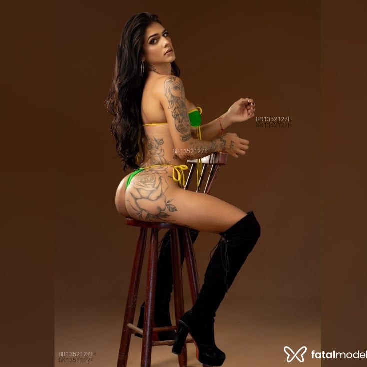 Acompanhante Mirella - Feed