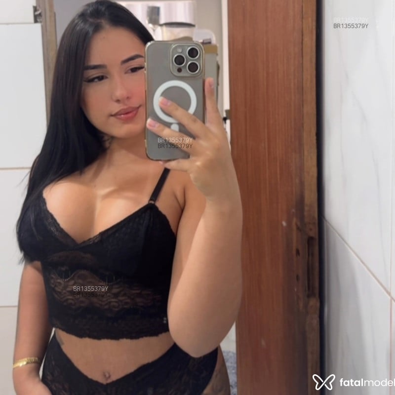 Acompanhante Paola - Feed