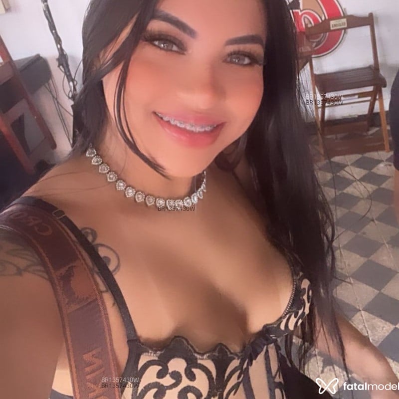 Acompanhante Mirella - Feed