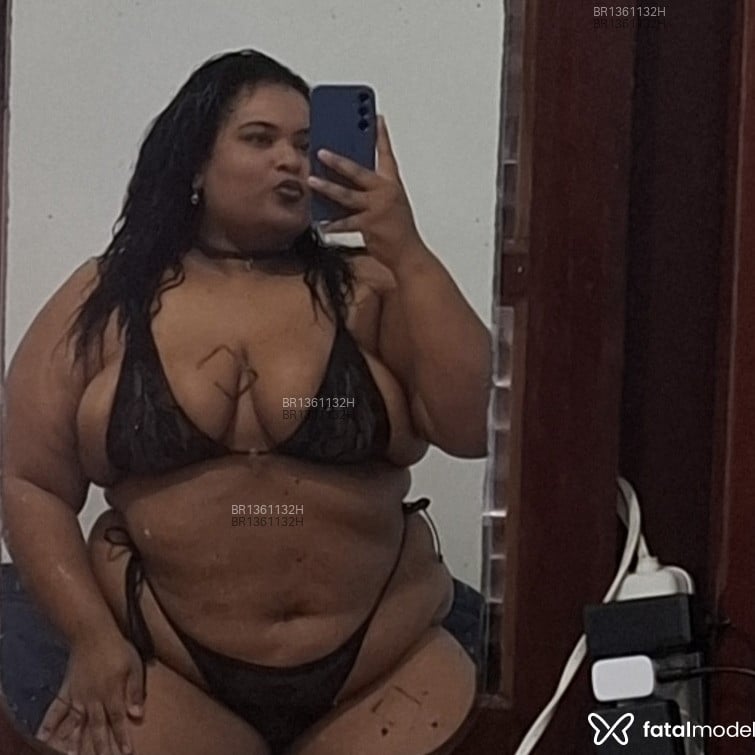 Acompanhante Morena - Feed