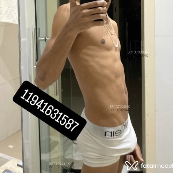 Acompanhante Pedrinho - Feed