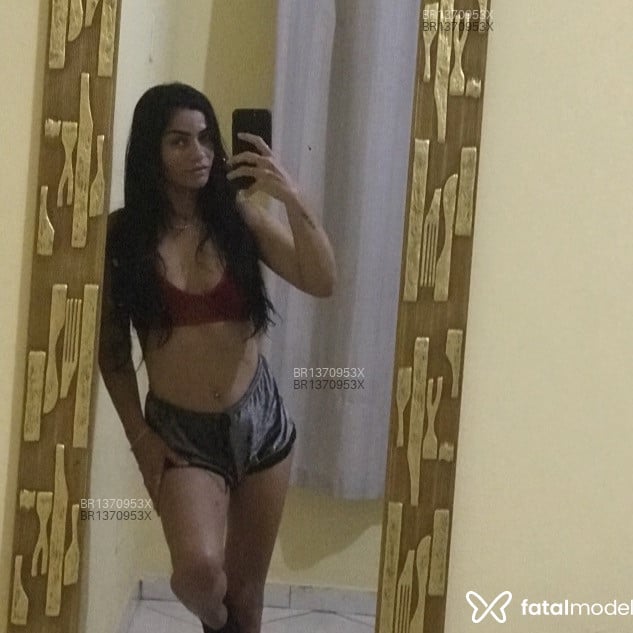 Acompanhante Mirella Azeredo - Feed