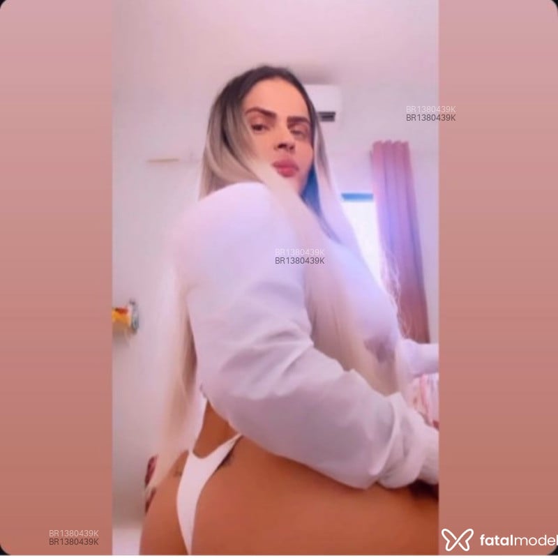 Acompanhante Brunninha - Feed