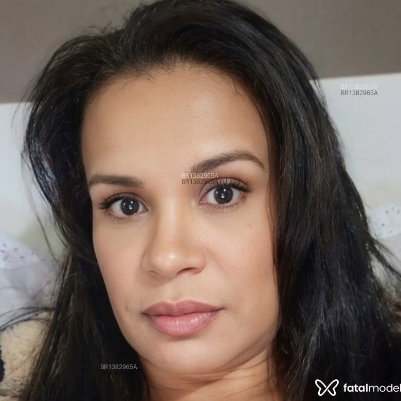 Acompanhante Thais Souza - Feed