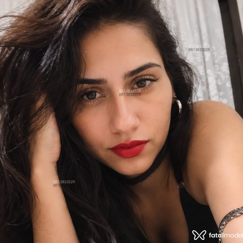 Acompanhante Morena - Feed