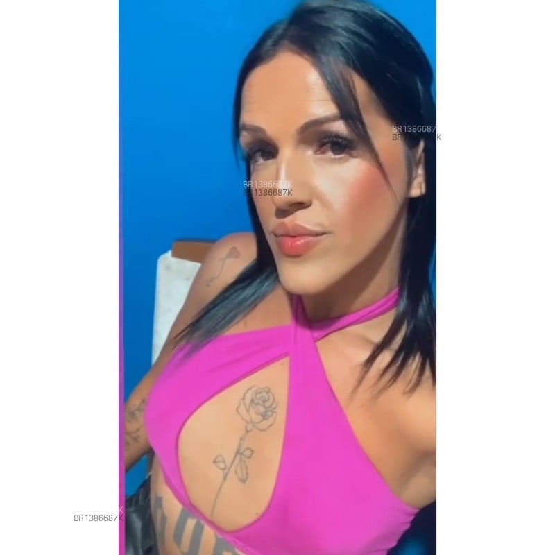 Acompanhante Lary Andrade - Feed