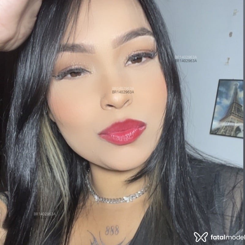 Acompanhante Maya - Feed