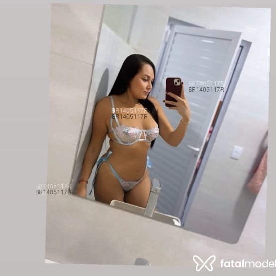 Acompanhante Carolzinha - Feed