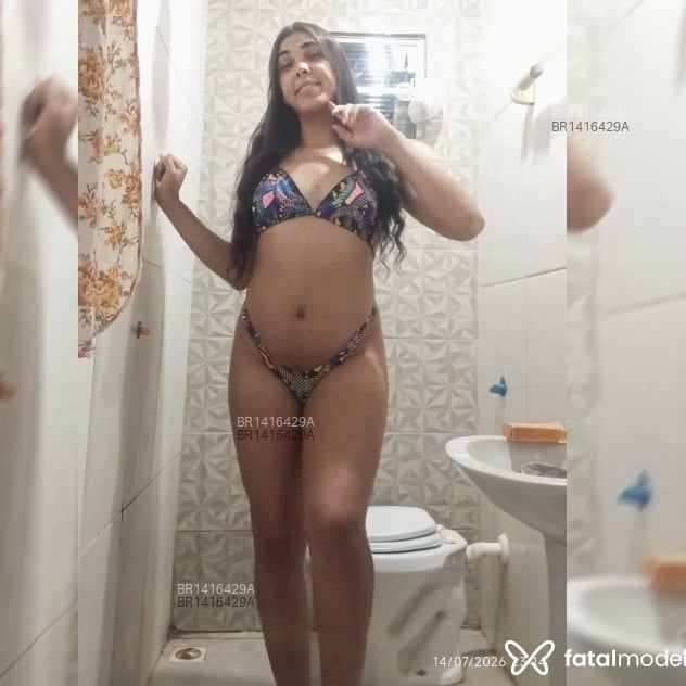 Acompanhante Katy - Feed