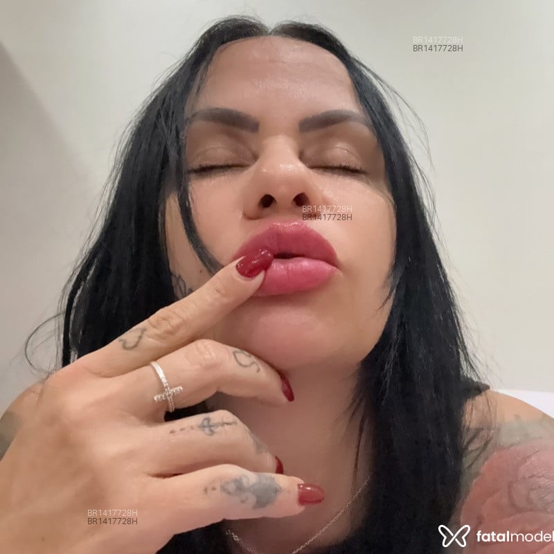 Acompanhante Alexia Boklove - Feed