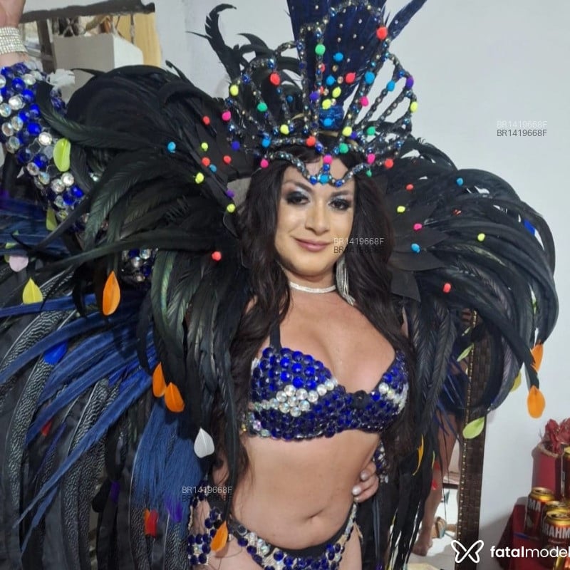 Acompanhante Baixinhadoprazeres - Feed