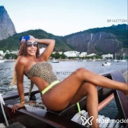Acompanhante PEROLA NEGRA - Feed