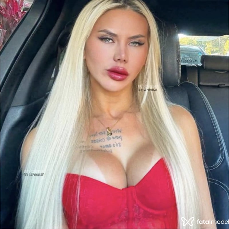 Acompanhante Priscila - Feed