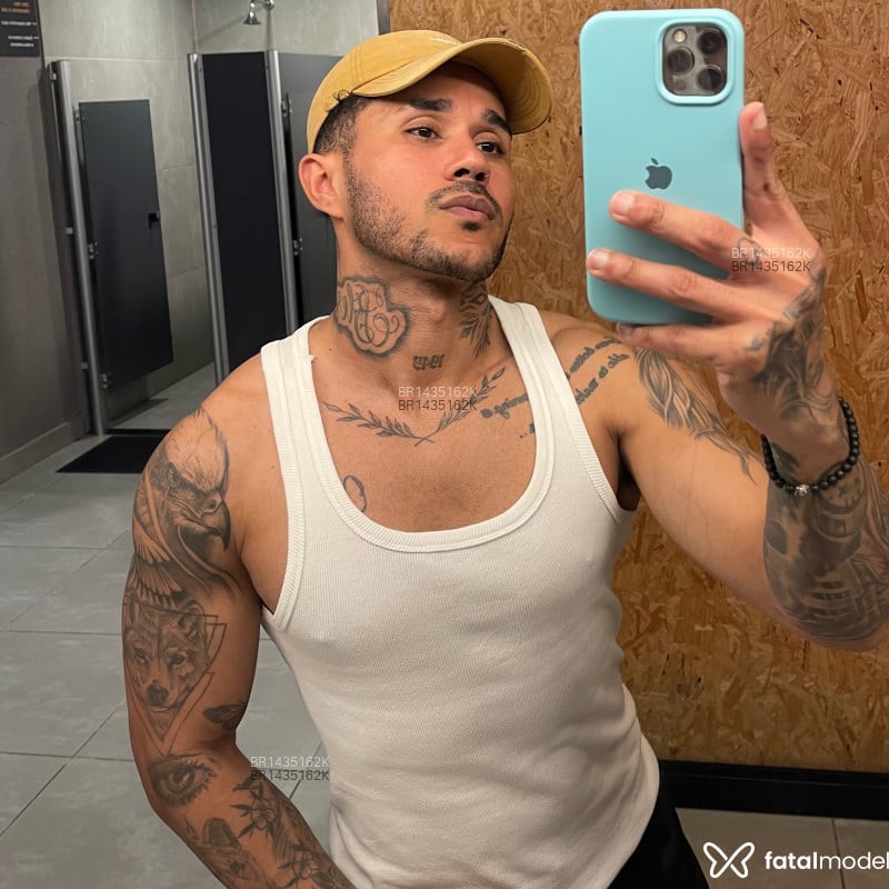 Acompanhante Leandro - Feed