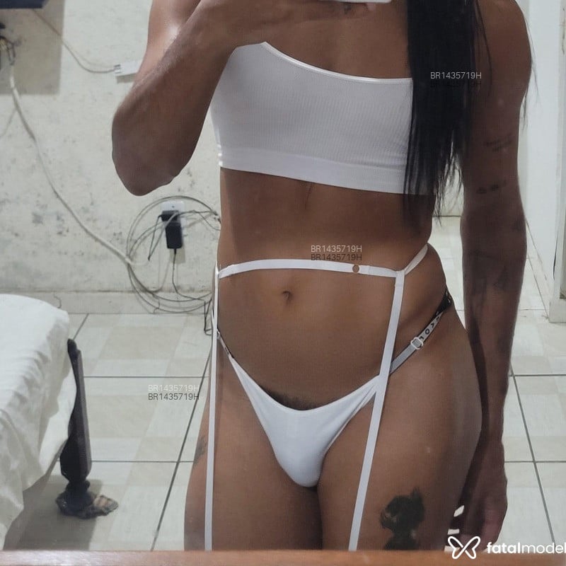 Acompanhante Morena - Feed