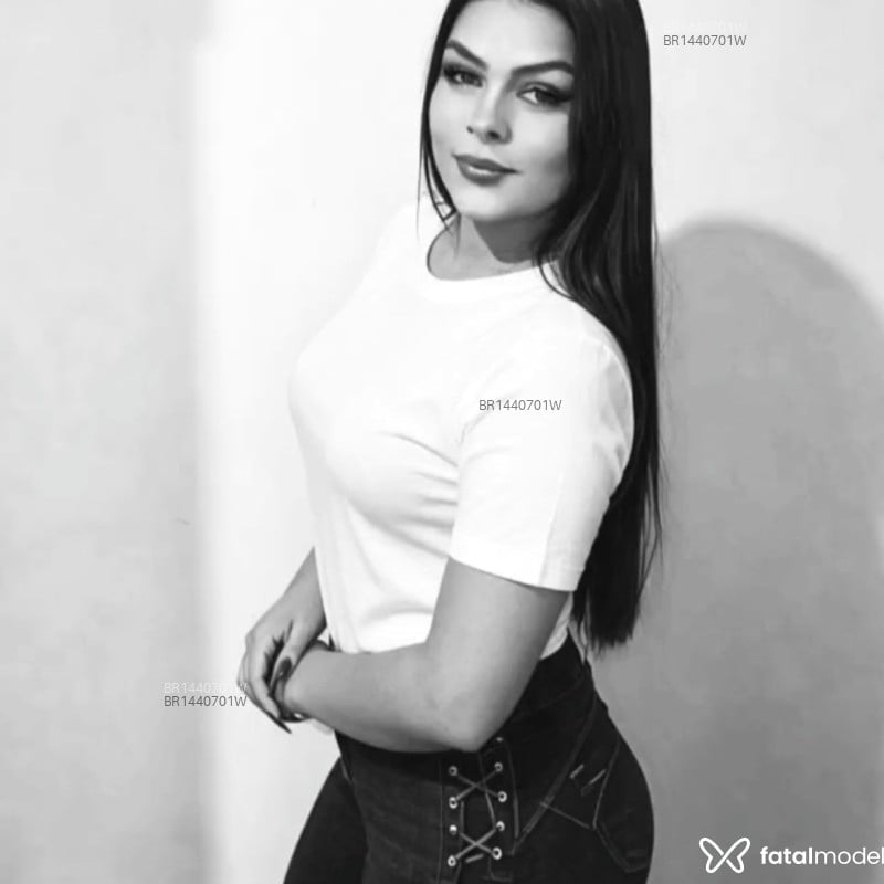 Acompanhante Priscila - Feed