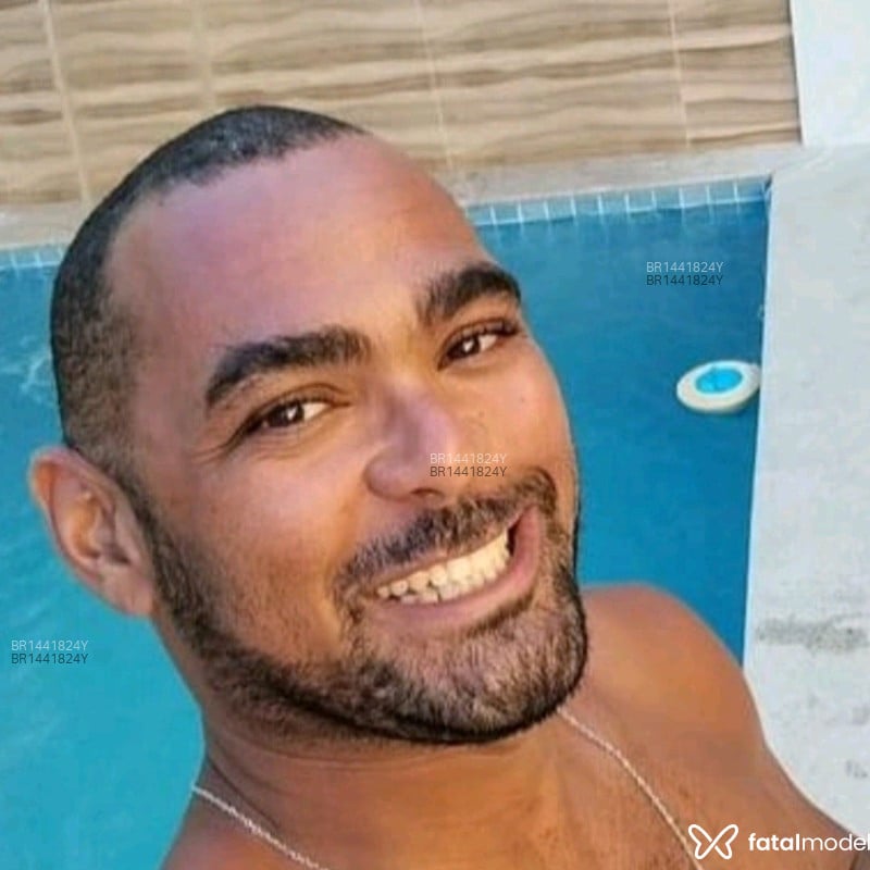 Acompanhante Douglas - Feed
