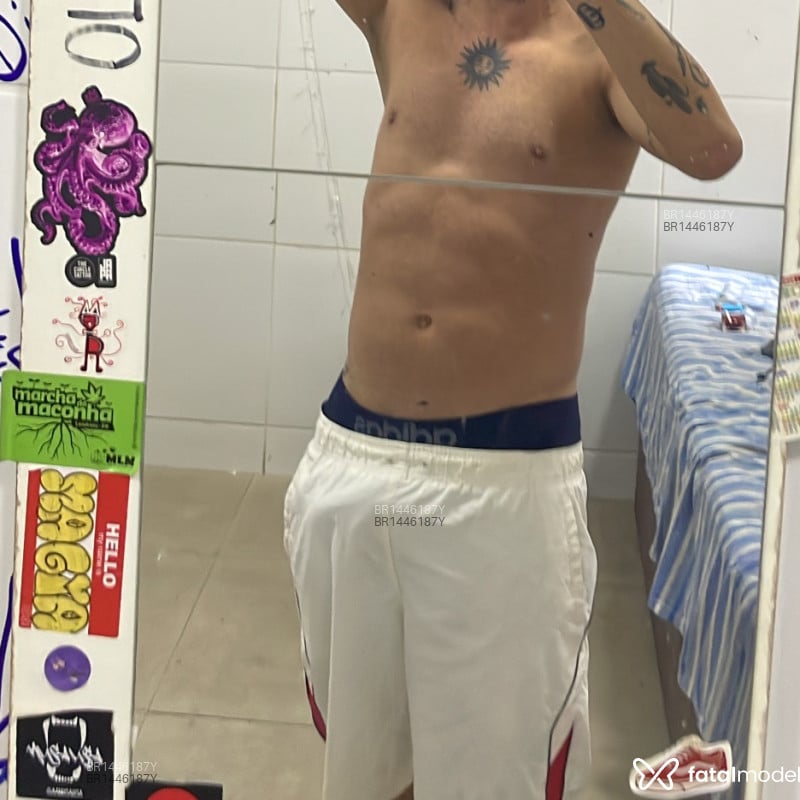 Acompanhante Luis Felipe - Feed