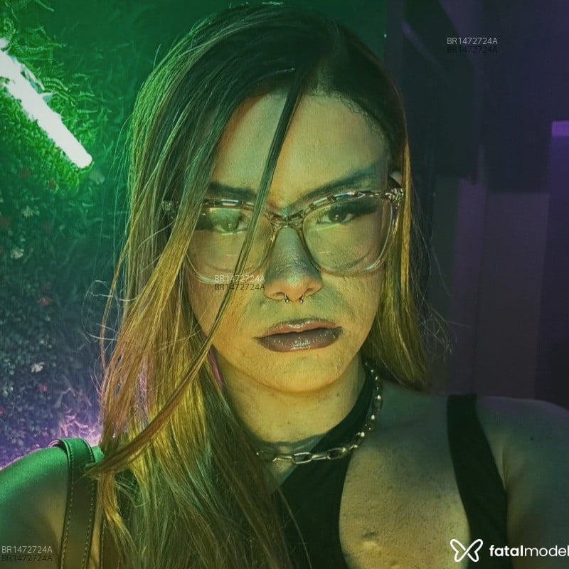 Acompanhante Victoria - Feed