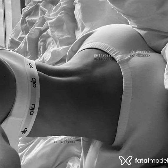 Acompanhante Lara - Feed