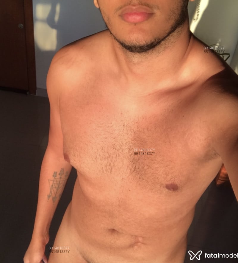 Acompanhante Matheus - Feed