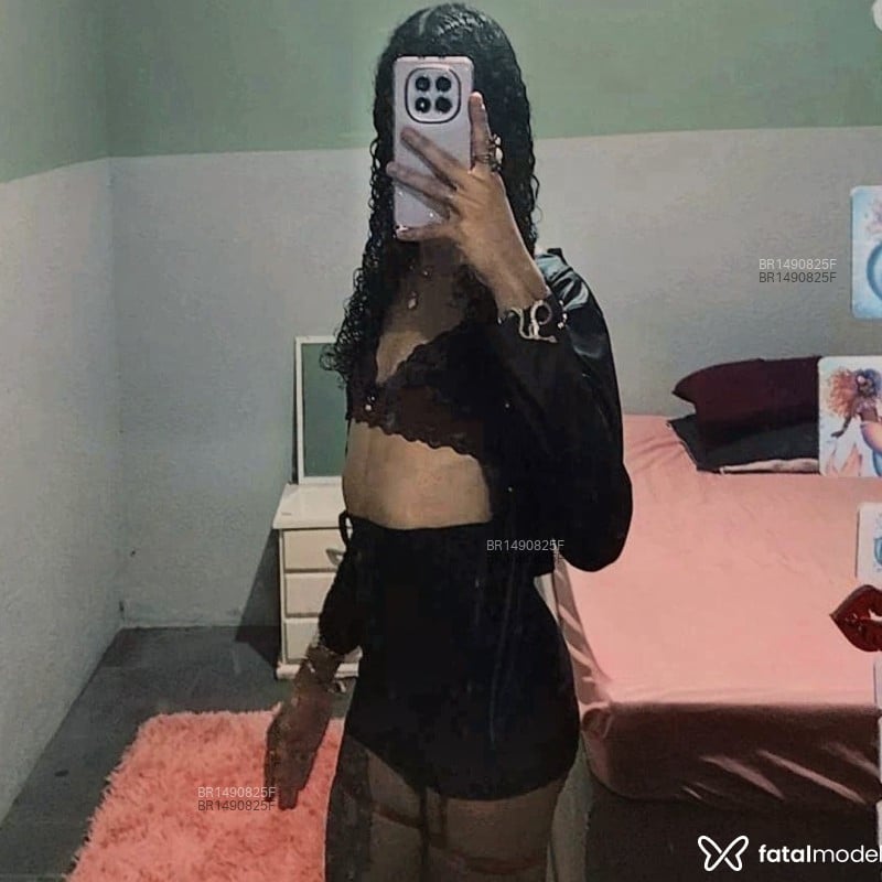 Acompanhante Gaby - Feed
