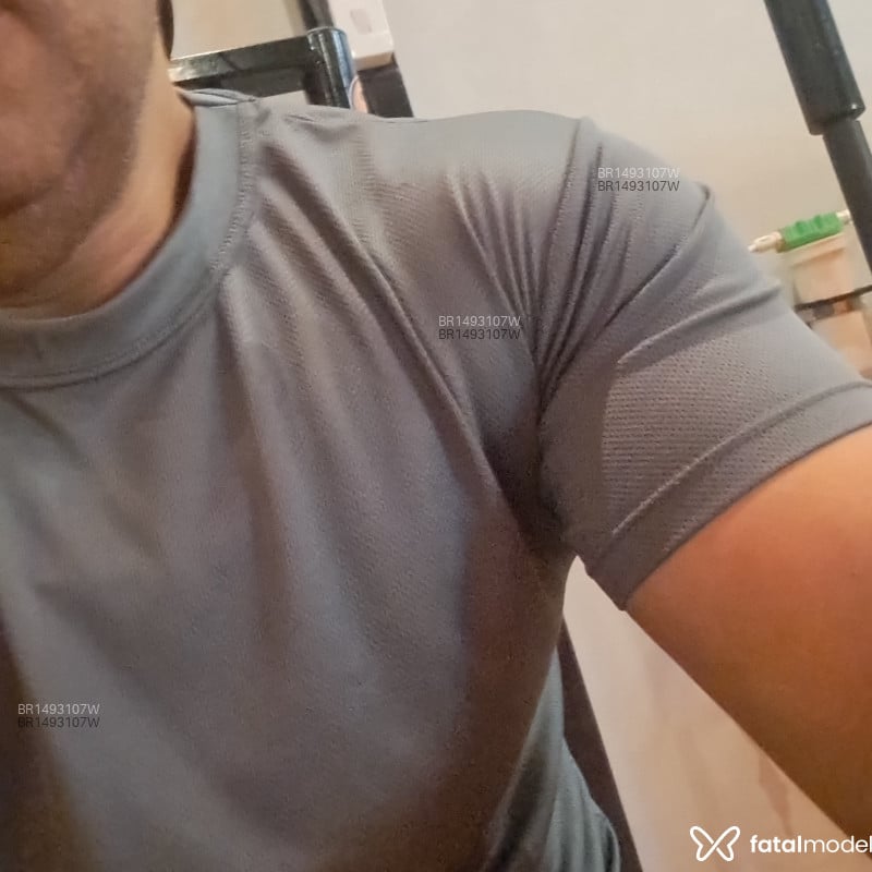 Acompanhante Moreno - Feed