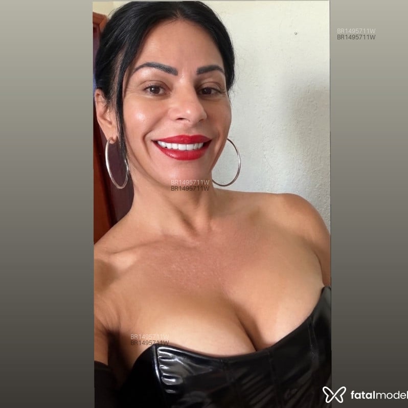 Acompanhante Tatiane Salimeni - Feed