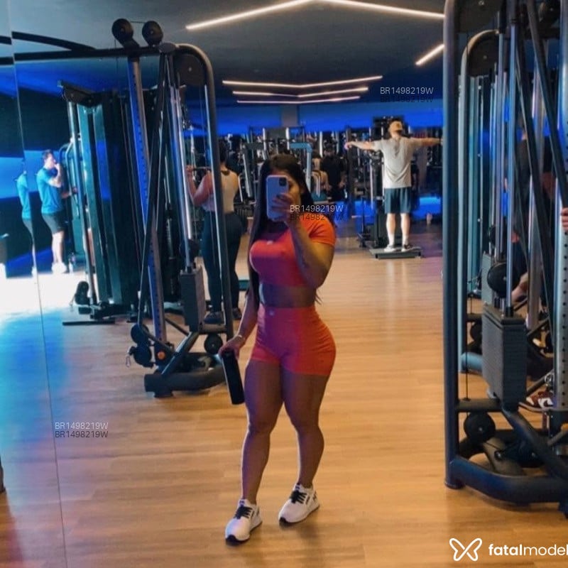 Acompanhante Morena - Feed