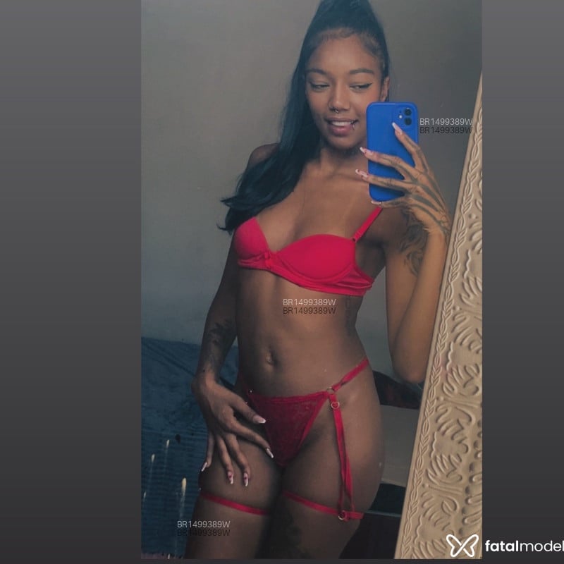 Acompanhante Cacau - Feed