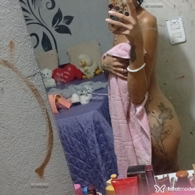 Acompanhante Mrena - Feed