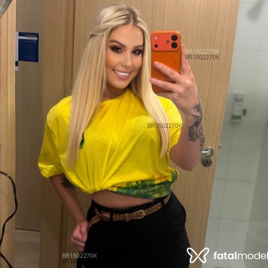Acompanhante CAMILA - Feed