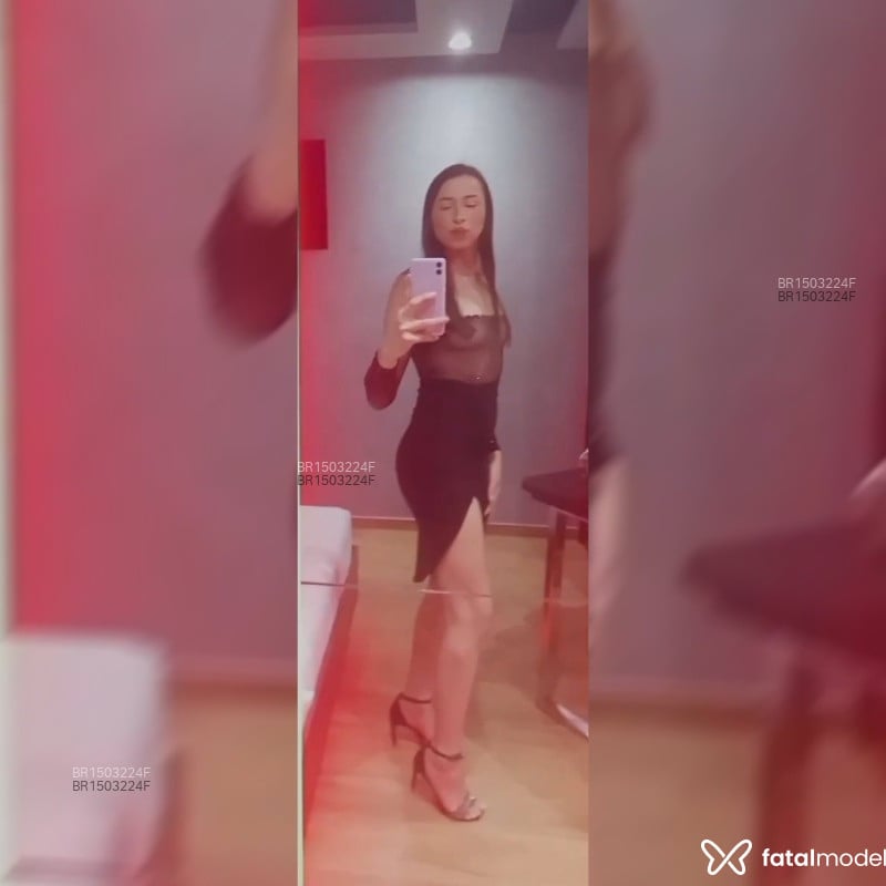 Acompanhante Rebeka - Feed