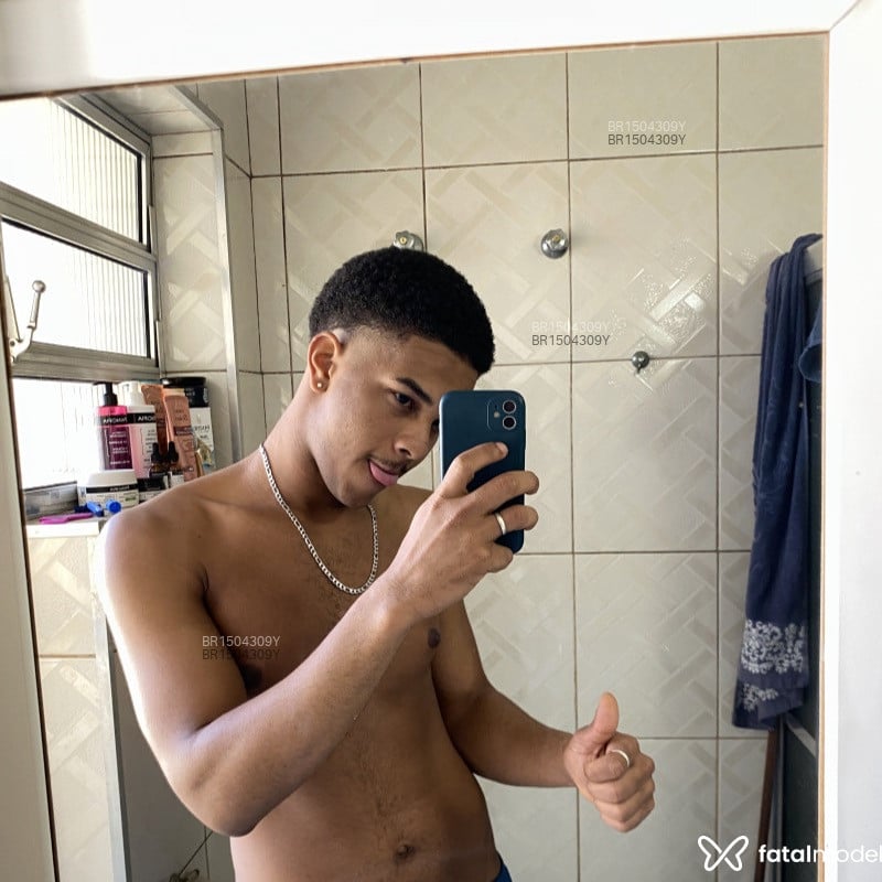 Acompanhante Yuri Fernandes - Feed