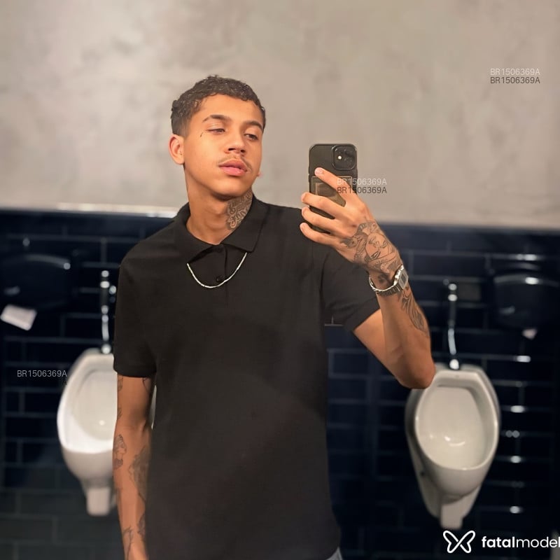 Acompanhante Miguel - Feed