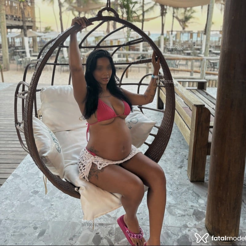 Acompanhante Camila Ferrari - Feed