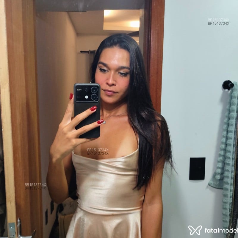 Acompanhante Joyce - Feed