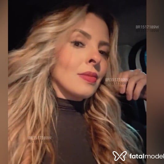 Acompanhante Camila - Feed