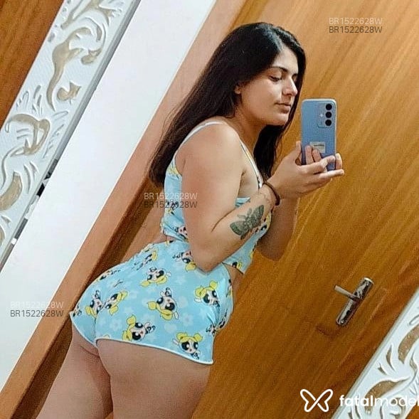 Acompanhante Lari Andrade - Feed