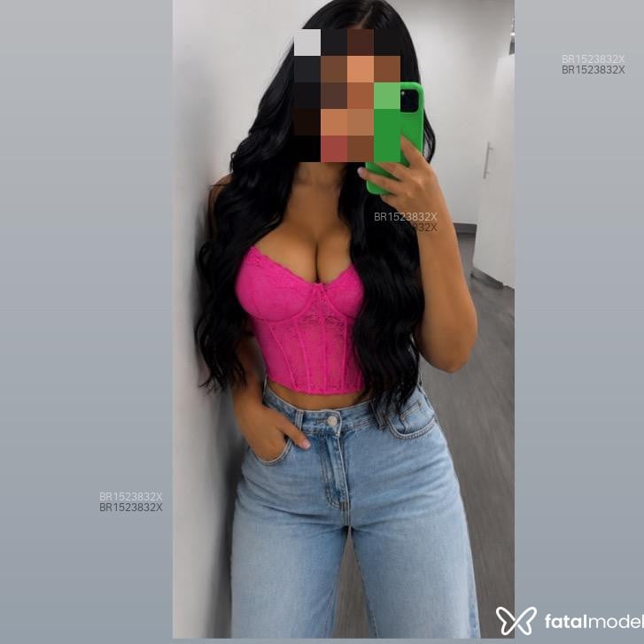 Acompanhante Jeneffe - Feed