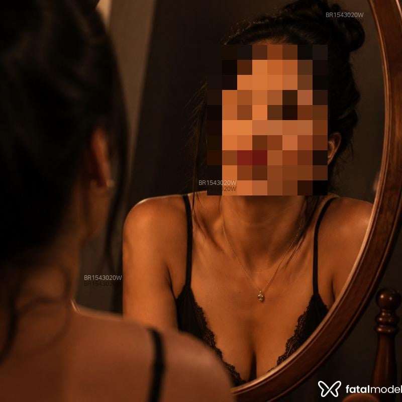 Acompanhante Renata Oliveira - Feed