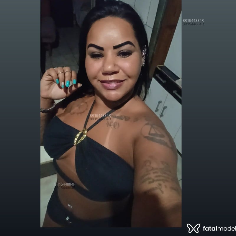 Acompanhante Morena - Feed