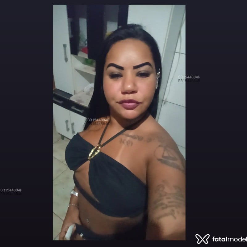 Acompanhante Morena - Feed