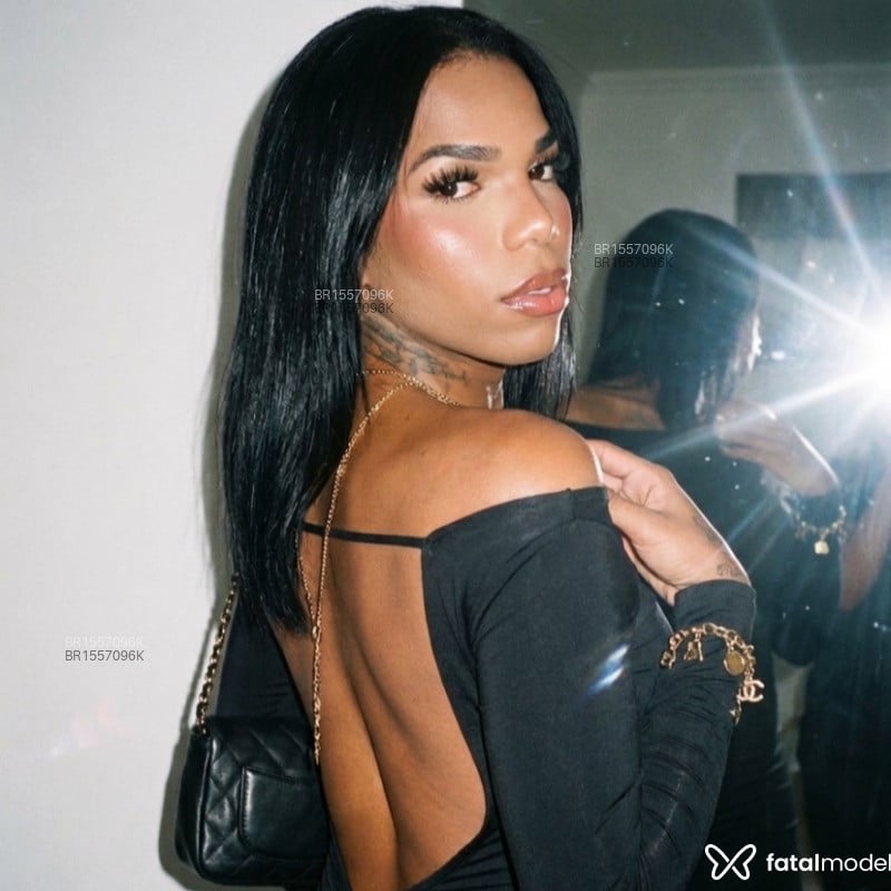 Acompanhante Julia - Feed